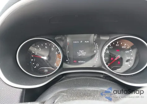 2018 Jeep Compass Sport Fwd z USA, uszkodzony, nr VIN 3C4NJCAB0JT471302